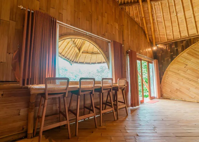 Oasis Retreats Frühstückspension Selemadeg (Bali)