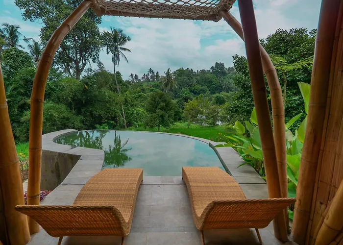 Oasis Retreats
