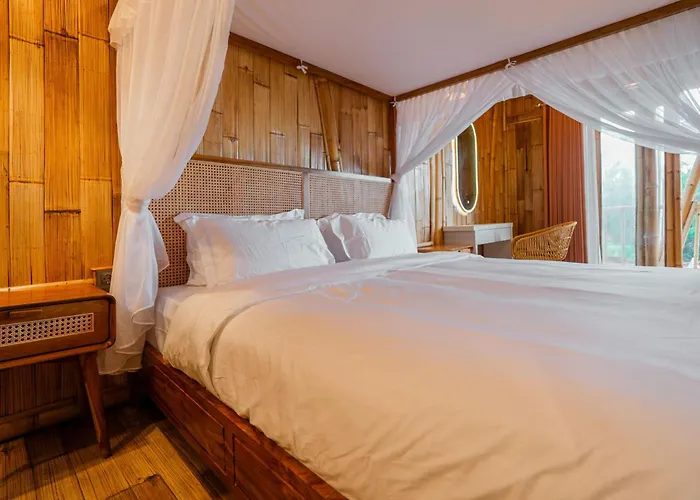 Oasis Retreats